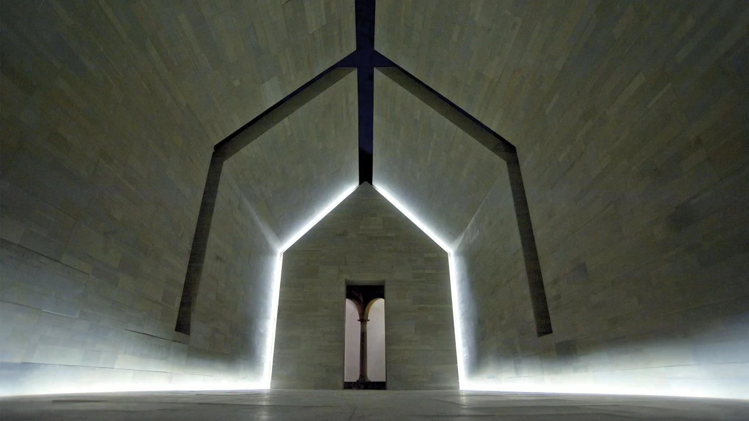 ‘House of stone’ de John Pawson en Milán