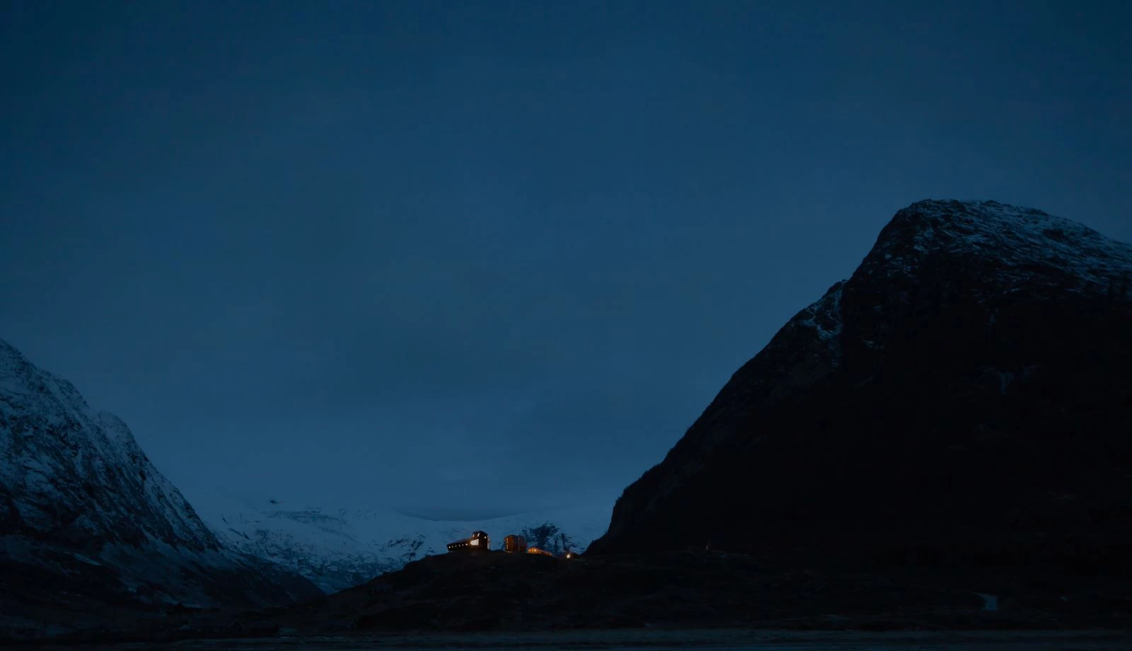 Snøhetta, cabañas junto al glaciar Jostedalsbreen (Noruega)