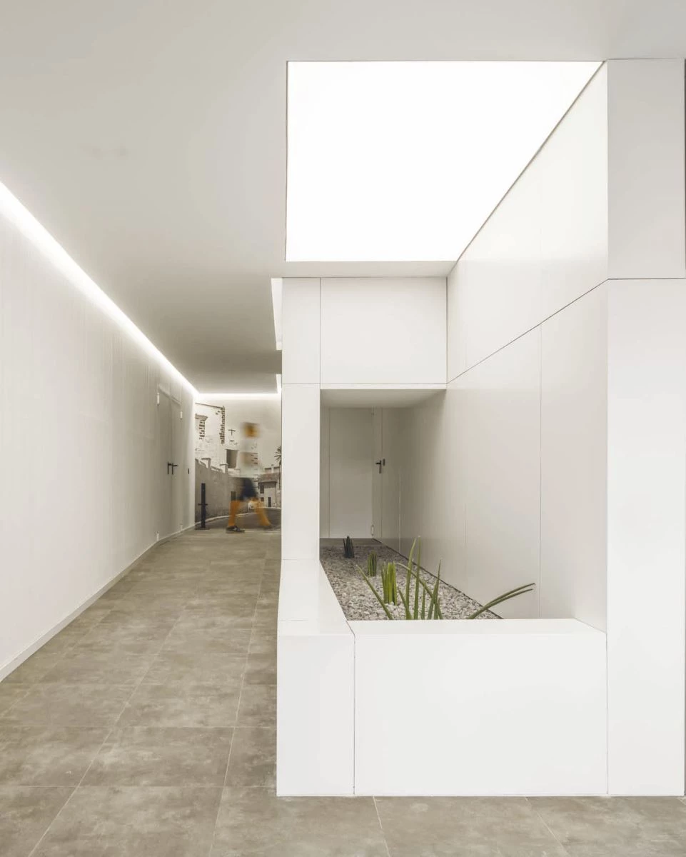 Romera y Ruiz Arquitectos, casas apiladas en Telde (Las Palmas)