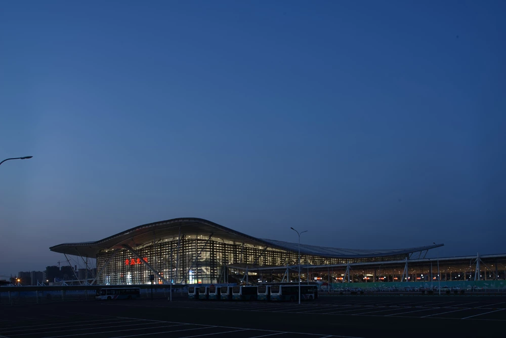AREP, estación de trenes en Qing Dao (China)