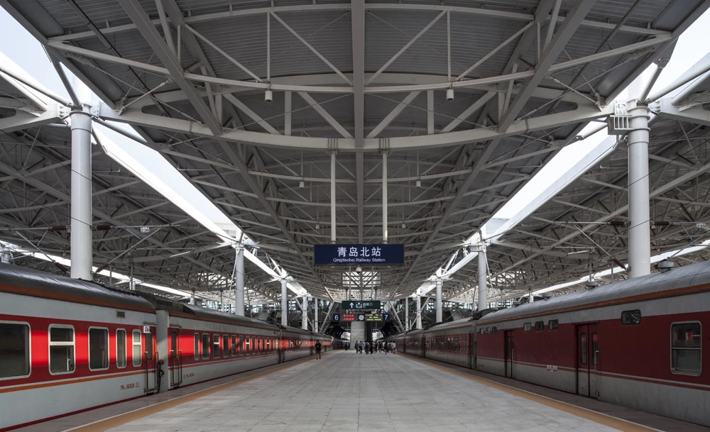 AREP, estación de trenes en Qing Dao (China)