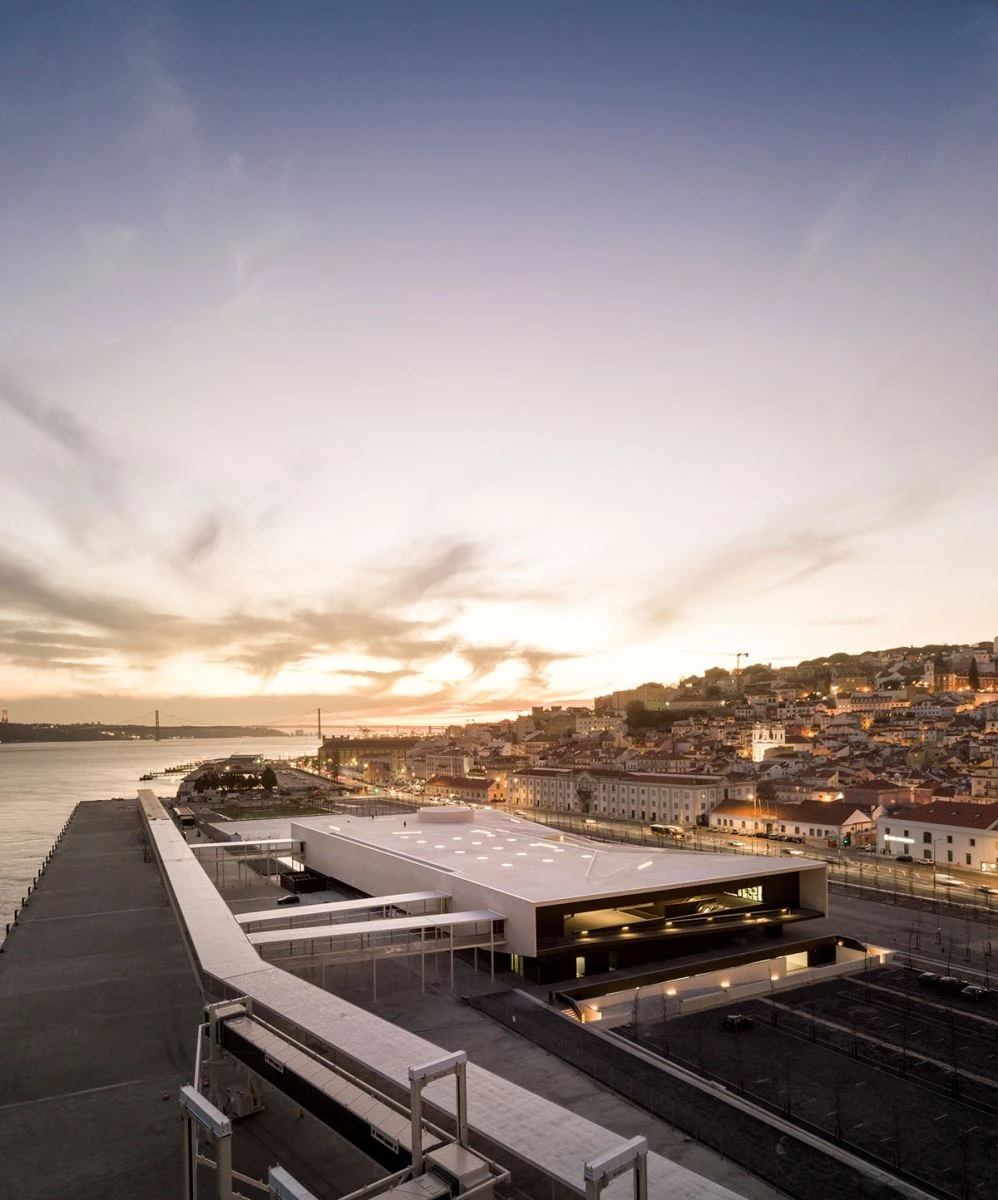 Carrilho da Graça Arquitectos, terminal de cruceros de Lisboa (Portugal)