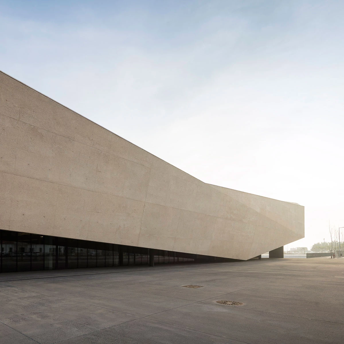 Carrilho da Graça Arquitectos, terminal de cruceros de Lisboa (Portugal)