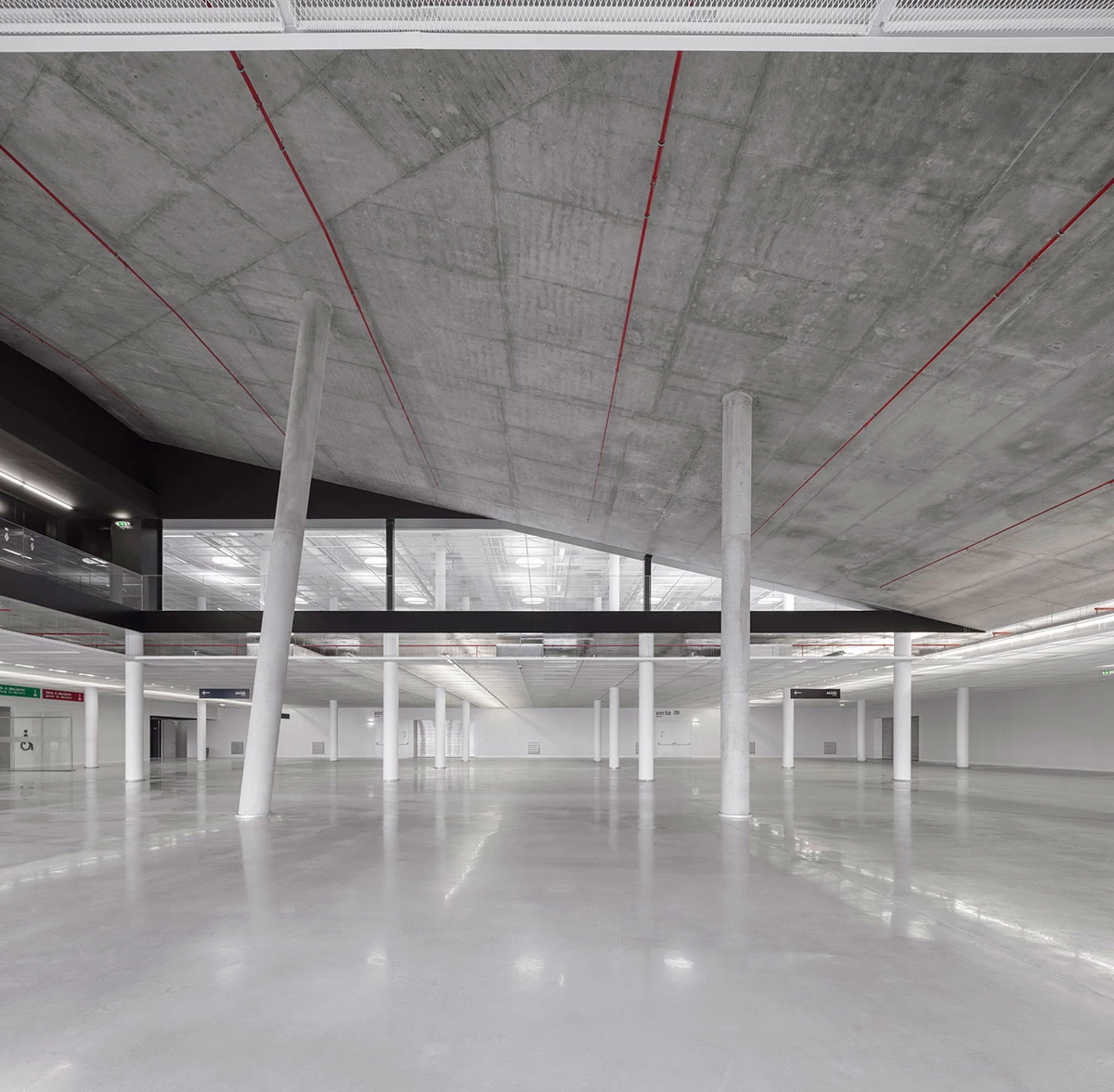 Carrilho da Graça Arquitectos, terminal de cruceros de Lisboa (Portugal)