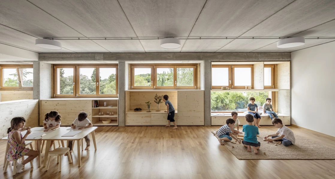 Balcells, Rius y Tigges, escuela El Til-ler en Sardañola del Vallés (Barcelona)